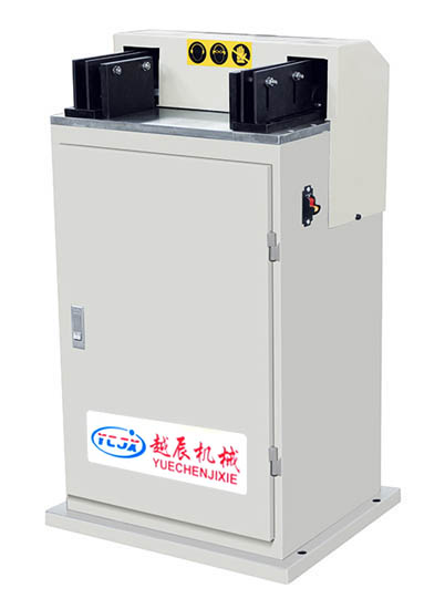 塑料門窗封（fēng）蓋銑床